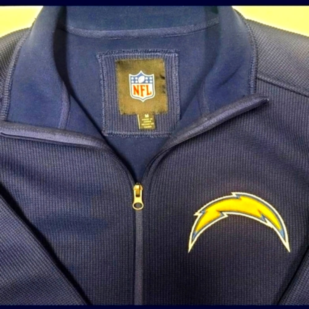 Chargers zip up sweater